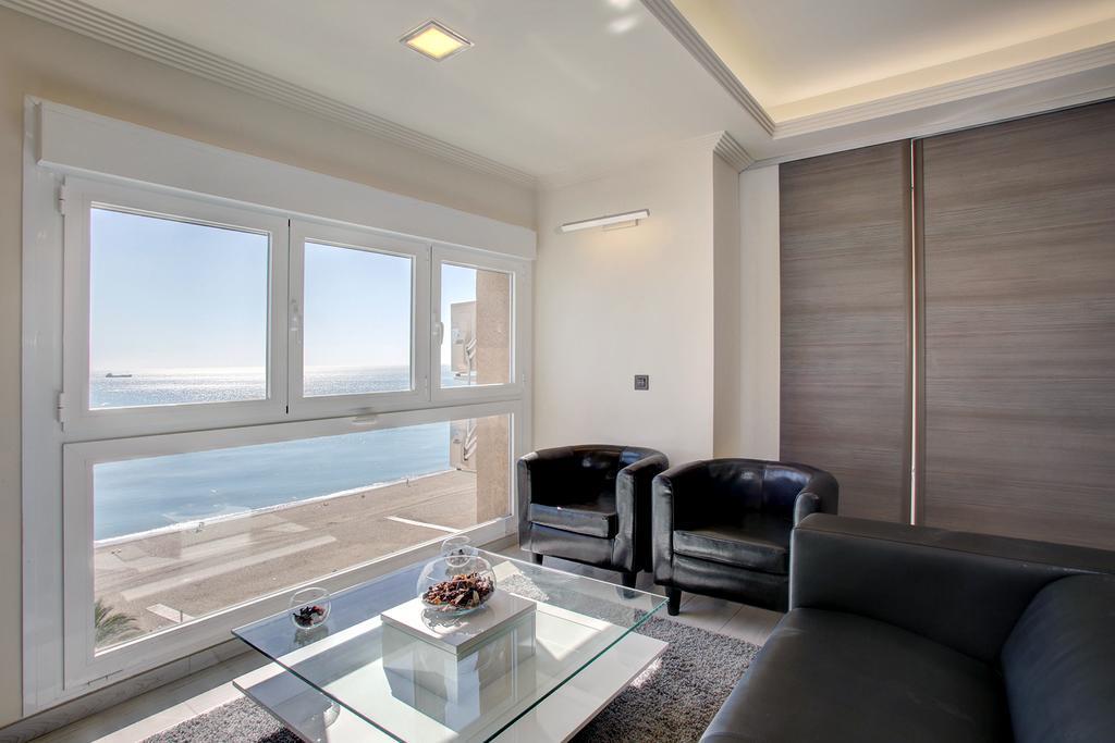 Royal Executive Suite Malaga Exterior photo