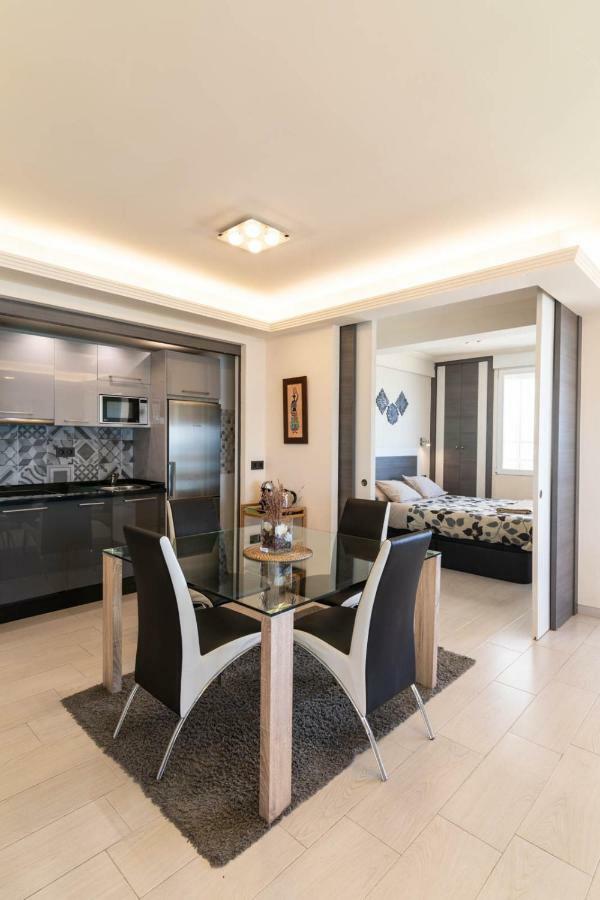 Royal Executive Suite Malaga Exterior photo