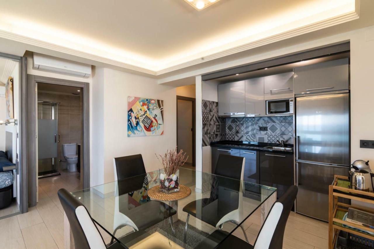 Royal Executive Suite Malaga Exterior photo