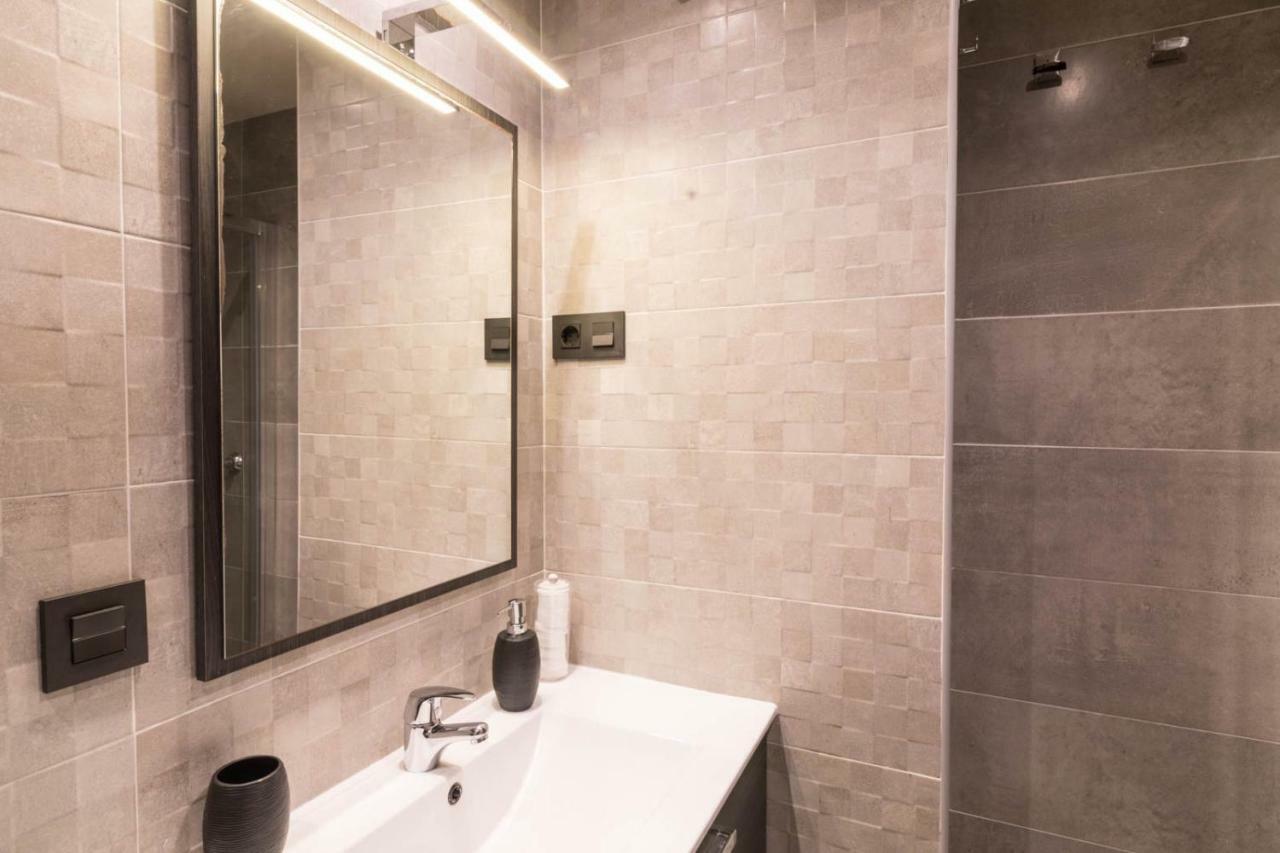 Royal Executive Suite Malaga Exterior photo