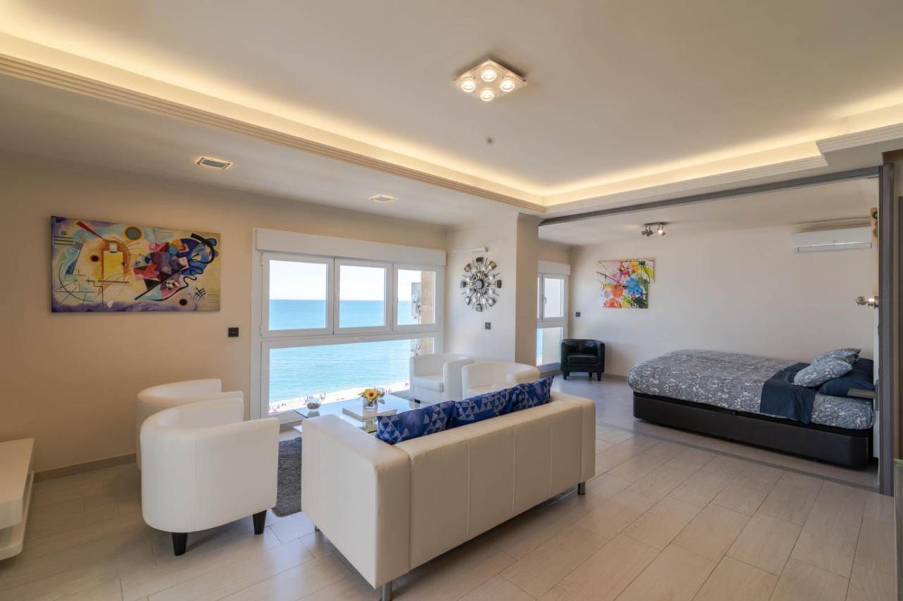 Royal Executive Suite Malaga Exterior photo